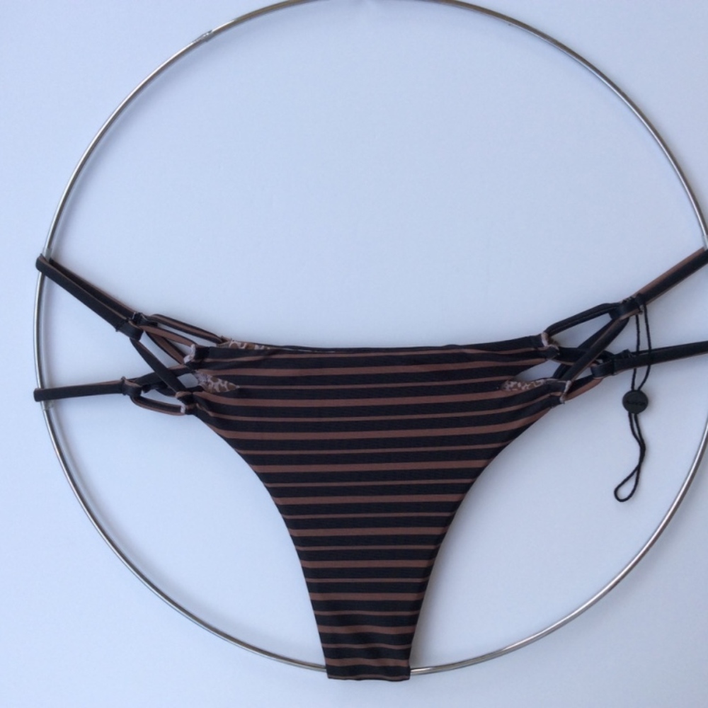 Acacia Swim Dark Classic MOLOKINI Bikini Bottom
